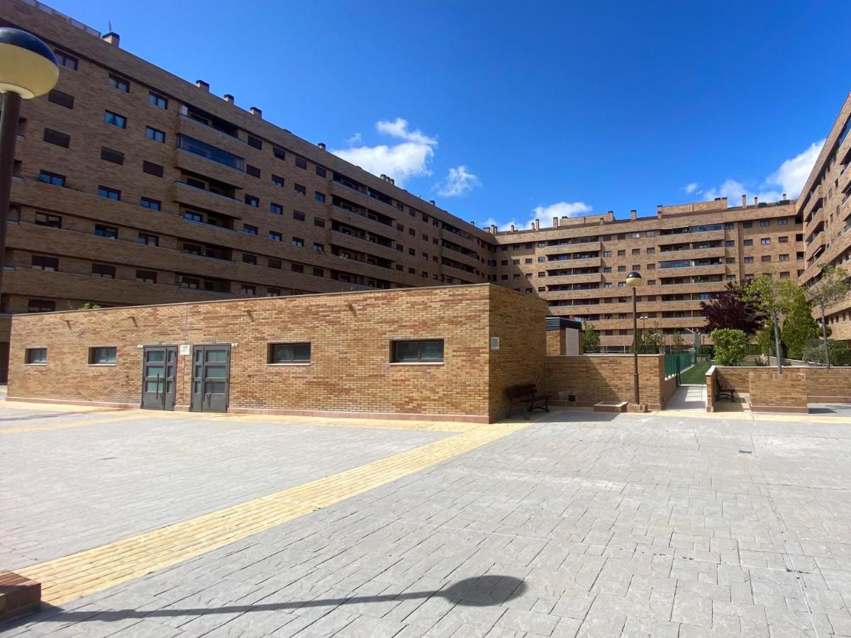 Aires De Toledo-Parque Warner Y Madrid En Familia Apartment ภายนอก รูปภาพ