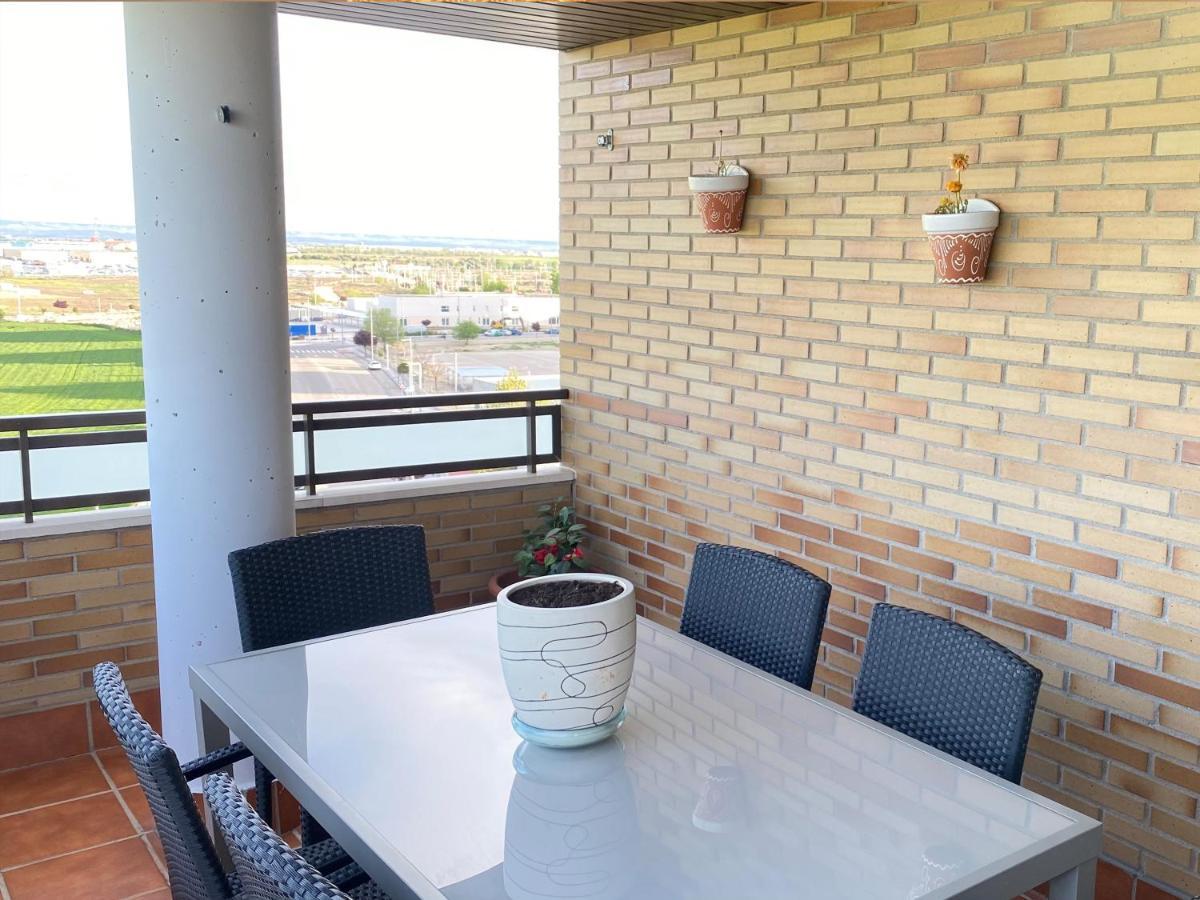 Aires De Toledo-Parque Warner Y Madrid En Familia Apartment ภายนอก รูปภาพ