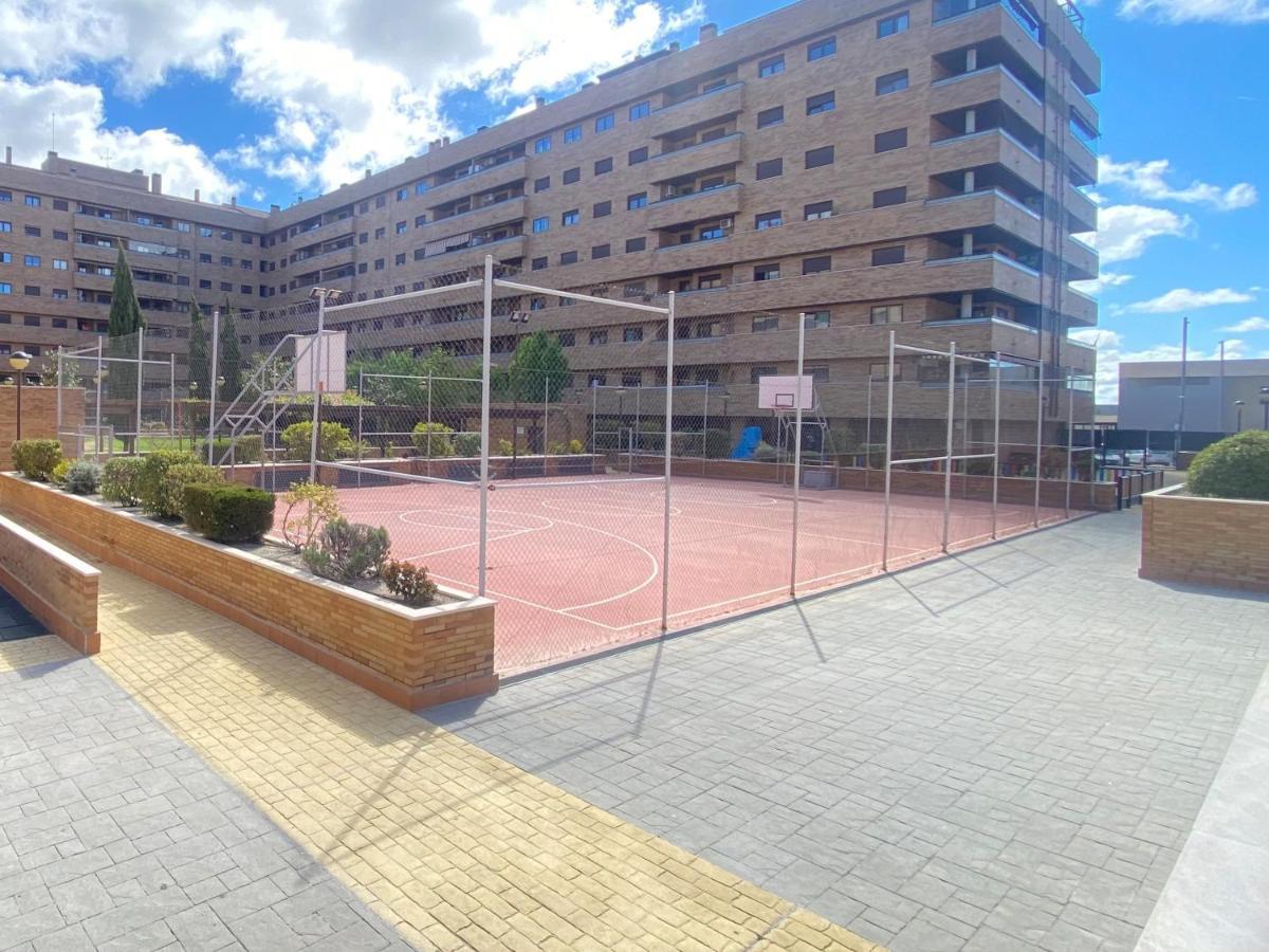 Aires De Toledo-Parque Warner Y Madrid En Familia Apartment ภายนอก รูปภาพ