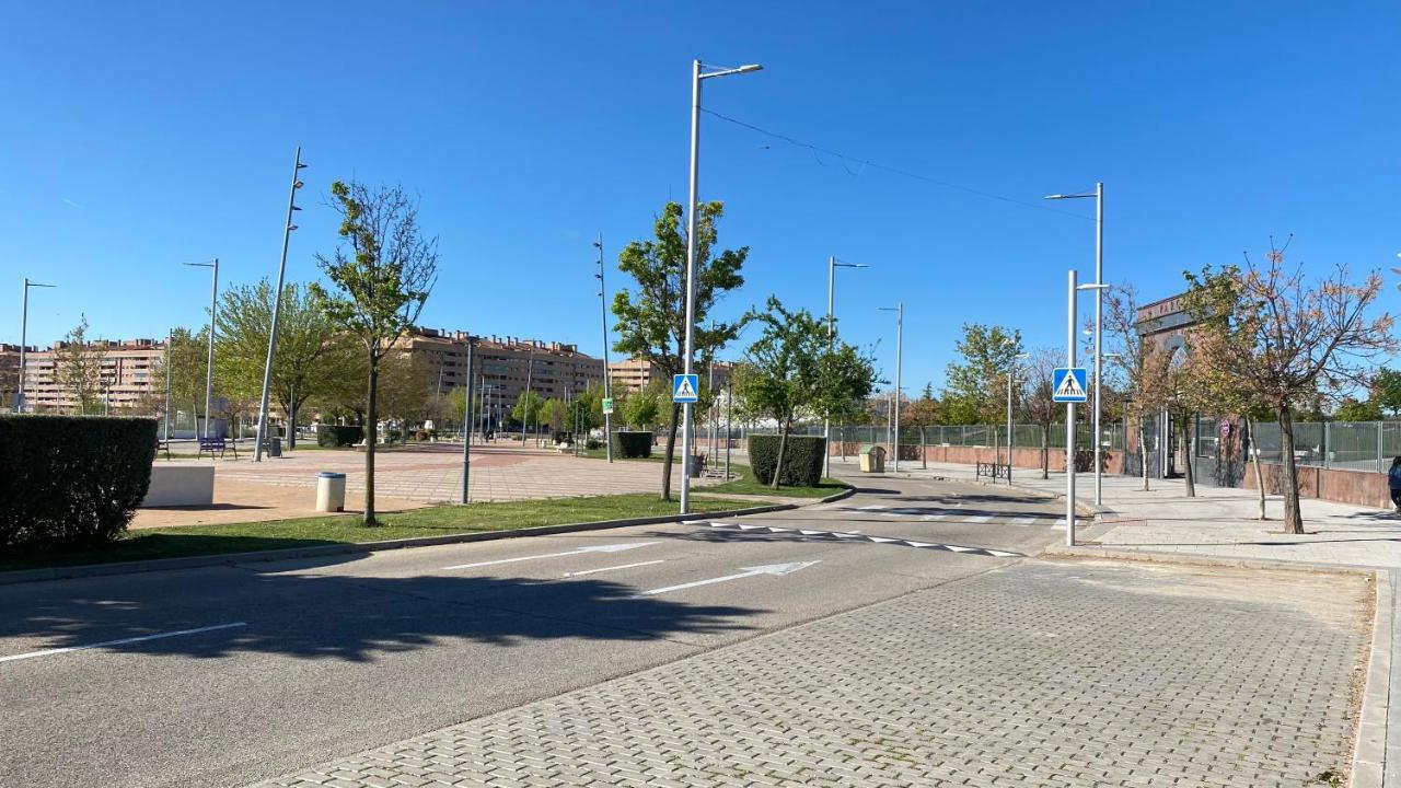 Aires De Toledo-Parque Warner Y Madrid En Familia Apartment ภายนอก รูปภาพ